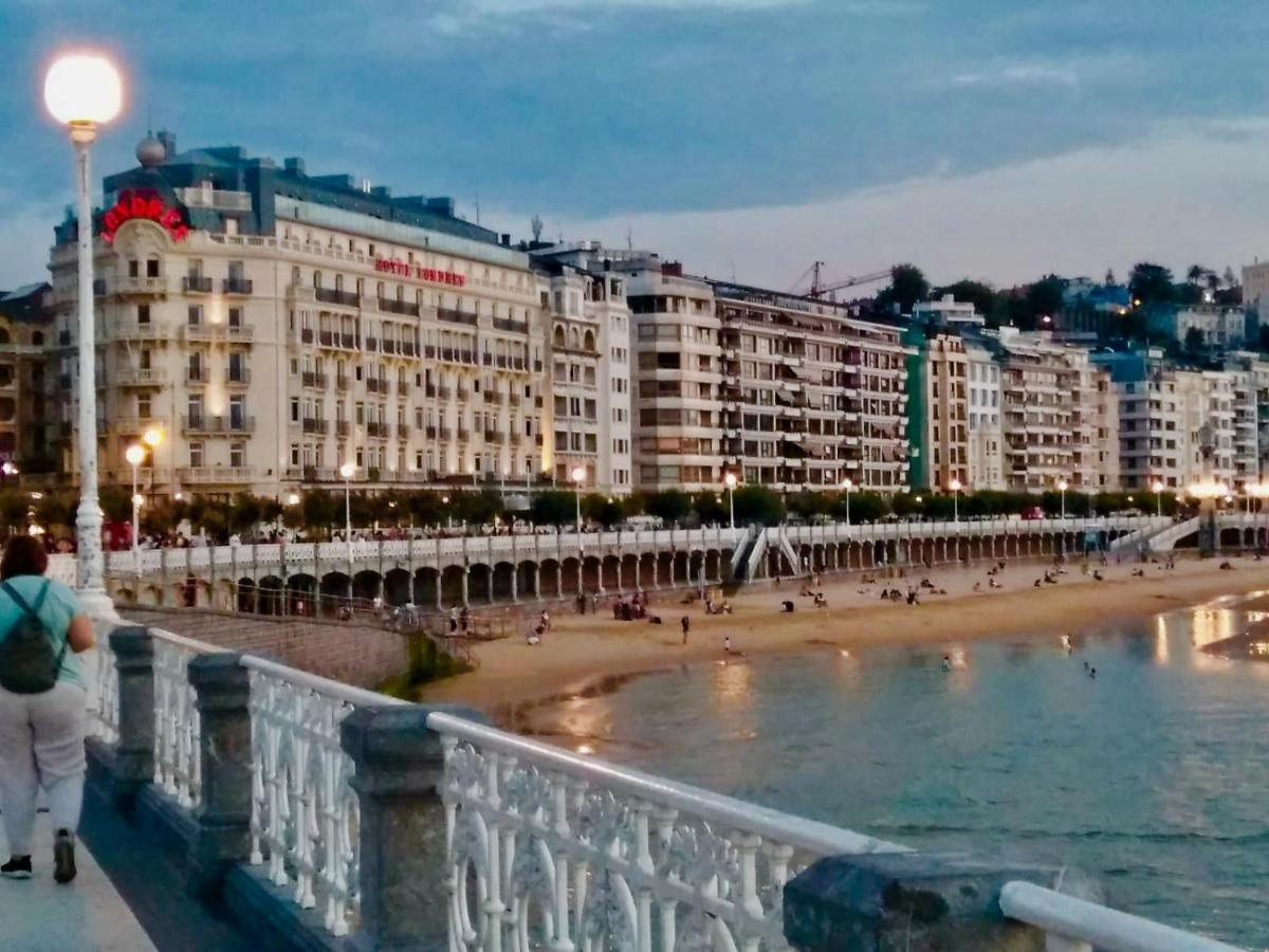 Apartamento Berabera,parking Free,2wc,terraza,aire Acond,auto Checkin San Sebastián
